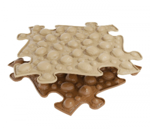 Ortopedická podlaha MUFFIK puzzle Ořechy | béžové, hnědá