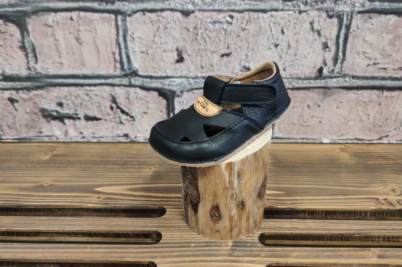 Barefoot Barefoot sandálky Pegres BF20 - černé bosá
