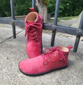 Kotníkové boty Zkama shoes Alma - burgundy dot detail