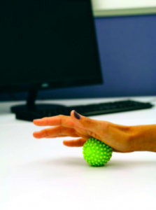 Barefoot Masážní míček MobiPoint® massage ball bosá