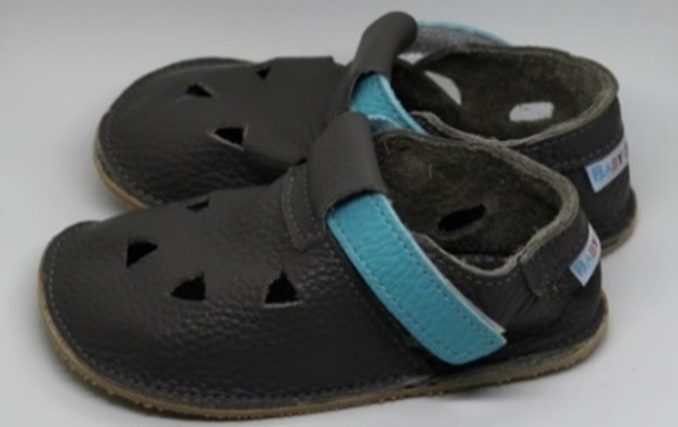 Baby bare shoes Sandálky / papučky IO Blue Beetle