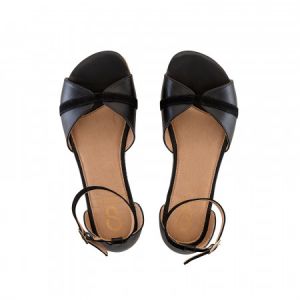 Shapen barefoot sandálky Petal regular black shora